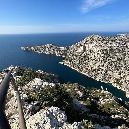 Vue Mer Le Panoramique Vieux-Port De Marselha Exterior foto