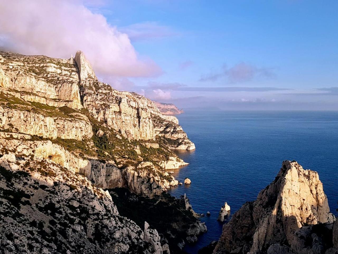 Vue Mer Le Panoramique Vieux-Port De Marselha Exterior foto