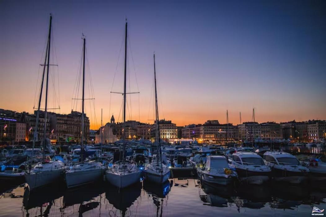 Vue Mer Le Panoramique Vieux-Port De Marselha Exterior foto